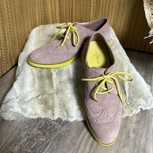 COLE HAAN WING TIP LADIES LACE SHOES